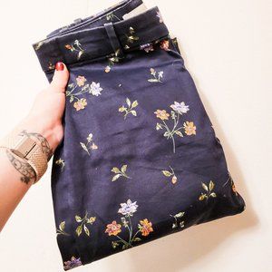 H&M dark floral ankle length slacks